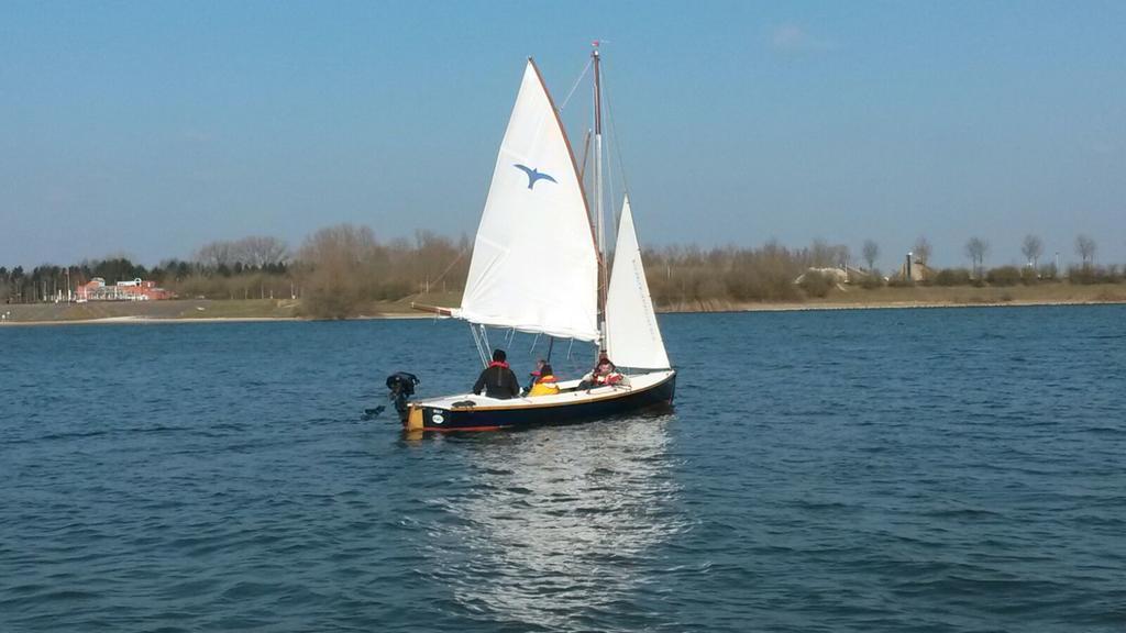 Thuiskomen, Genieten Aan Het Water Maaseik Zewnętrze zdjęcie